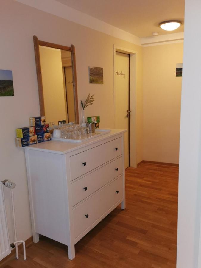 Pension Am Rheinsteig Hotell Leutesdorf Exteriör bild